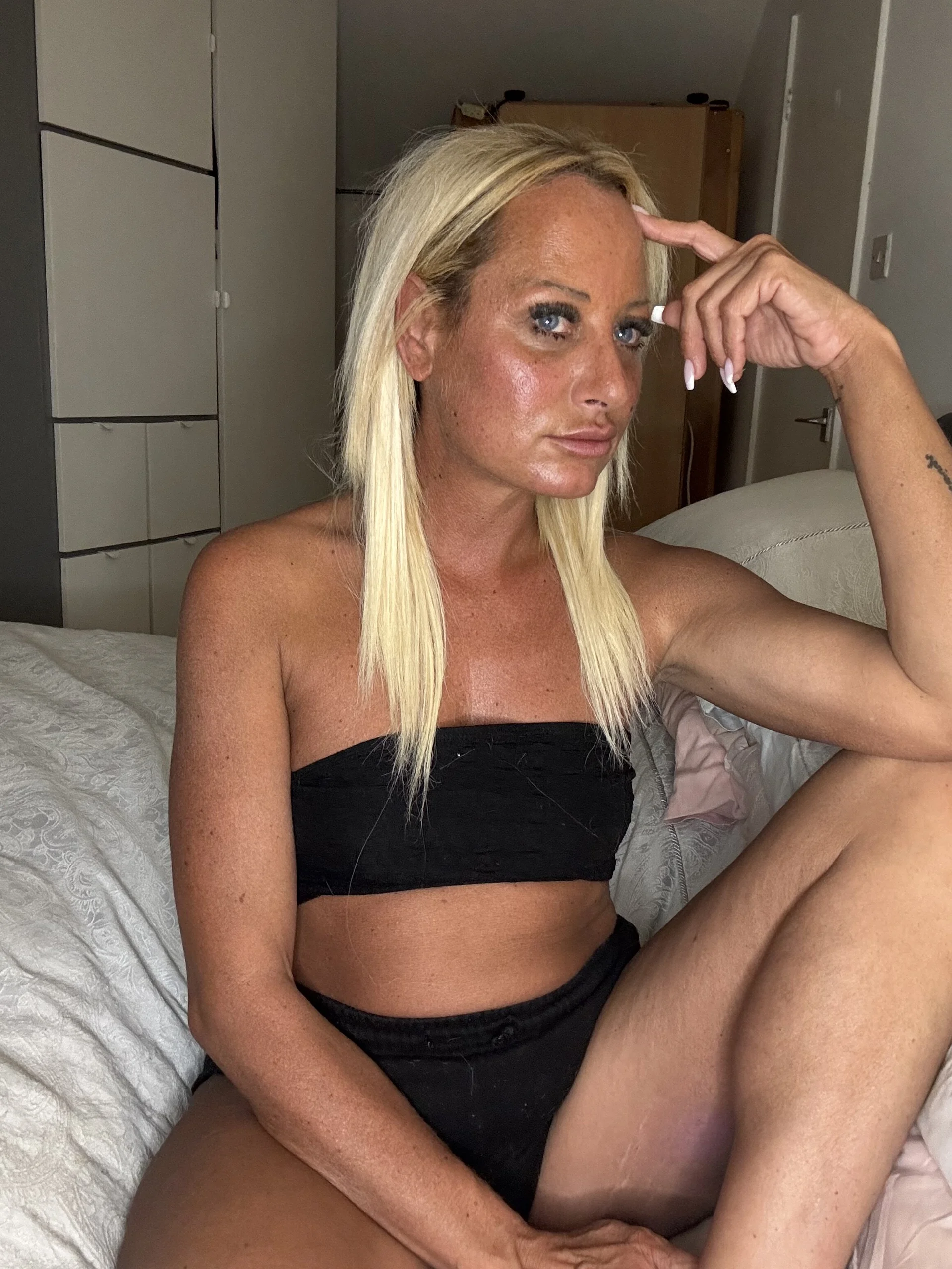 XXX Porn Photo of Nude NaughtyBlondeUk 2
