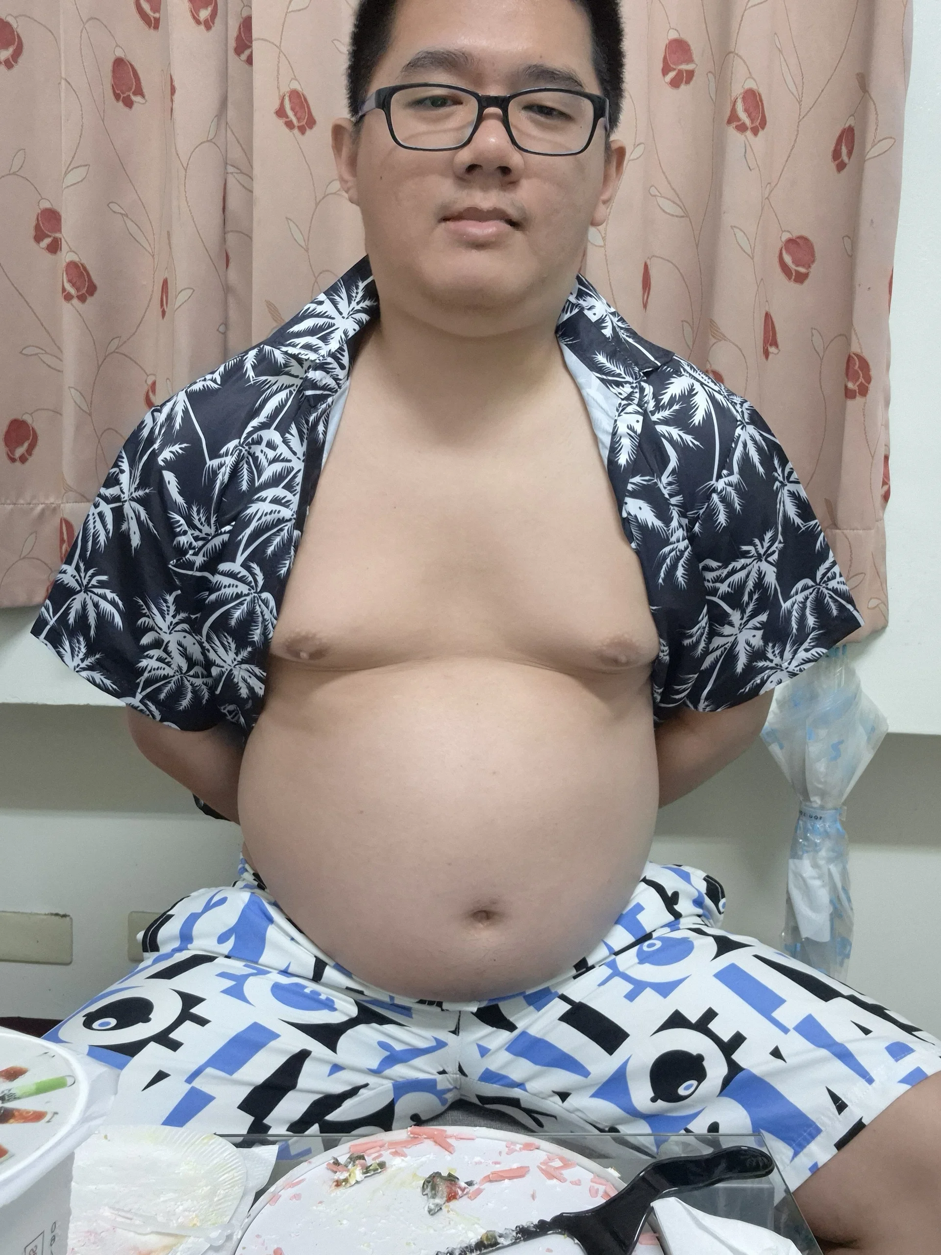 XXX Porn Photo of Nude Fatballoonboy 3