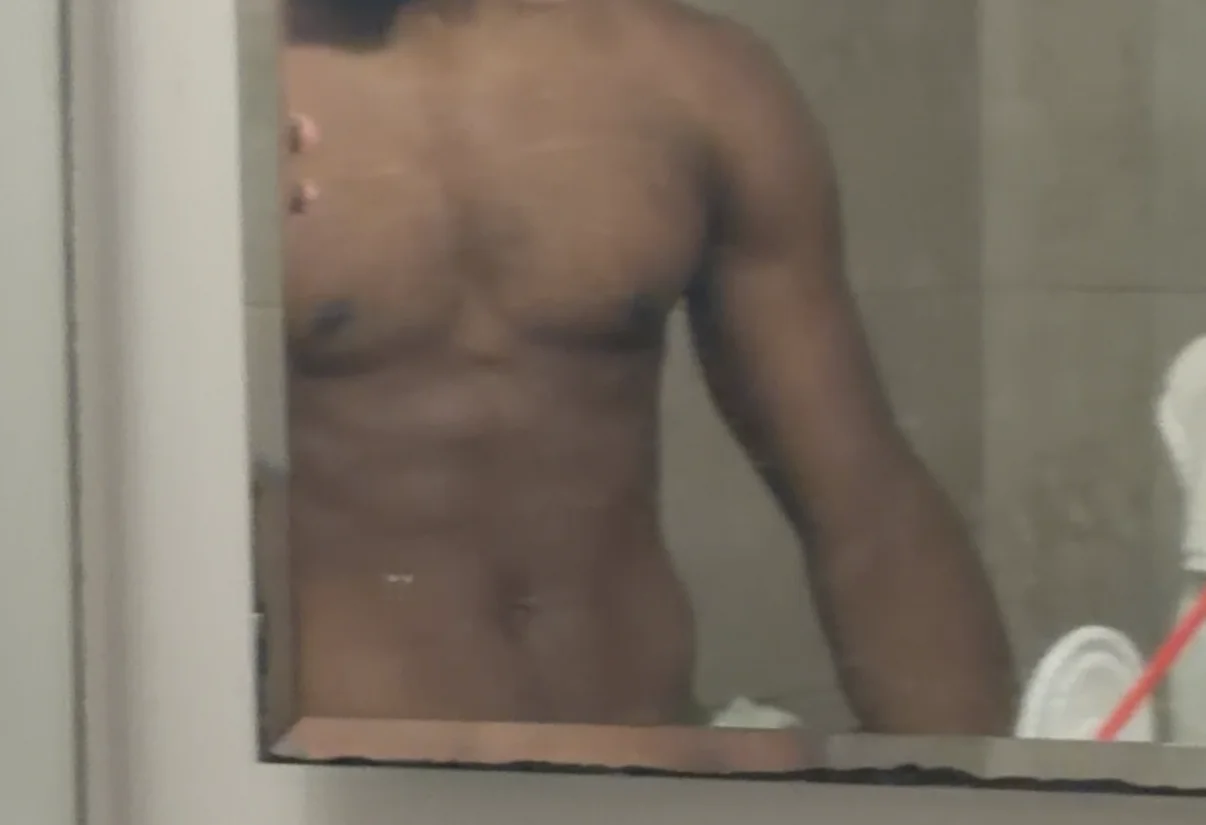 XXX Porn Photo of Nude d1hornyathlete 5