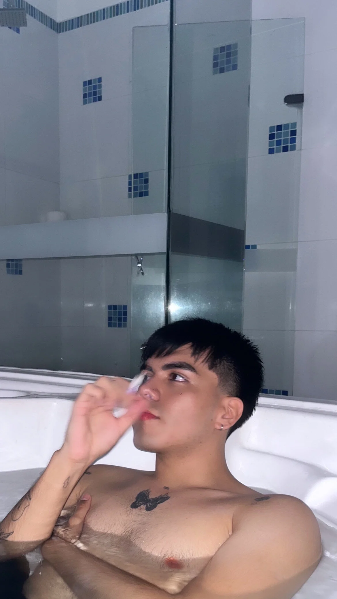 XXX Porn Photo of Nude Axel_Hunter 5