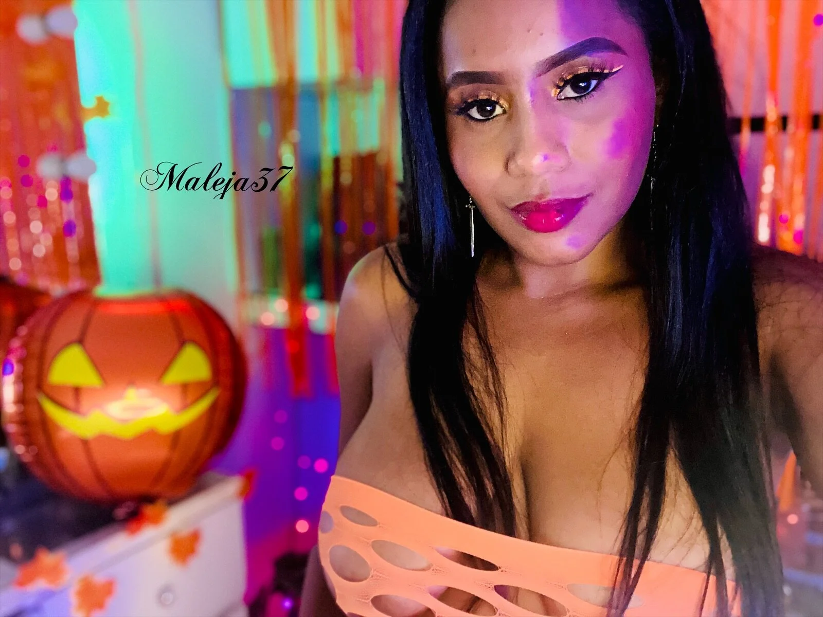 XXX Porn Photo of Nude AlisonHoot69 13