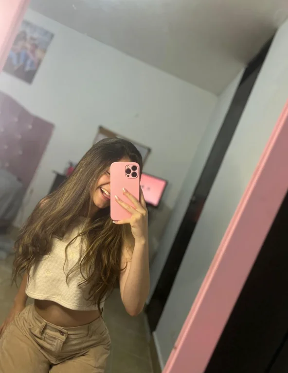 XXX Porn Photo of Nude ArianaFranco 8