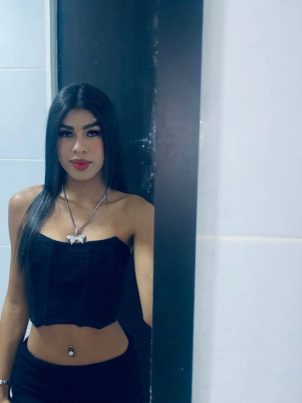 XXX Porn Photo of Nude ShekinaFire 2