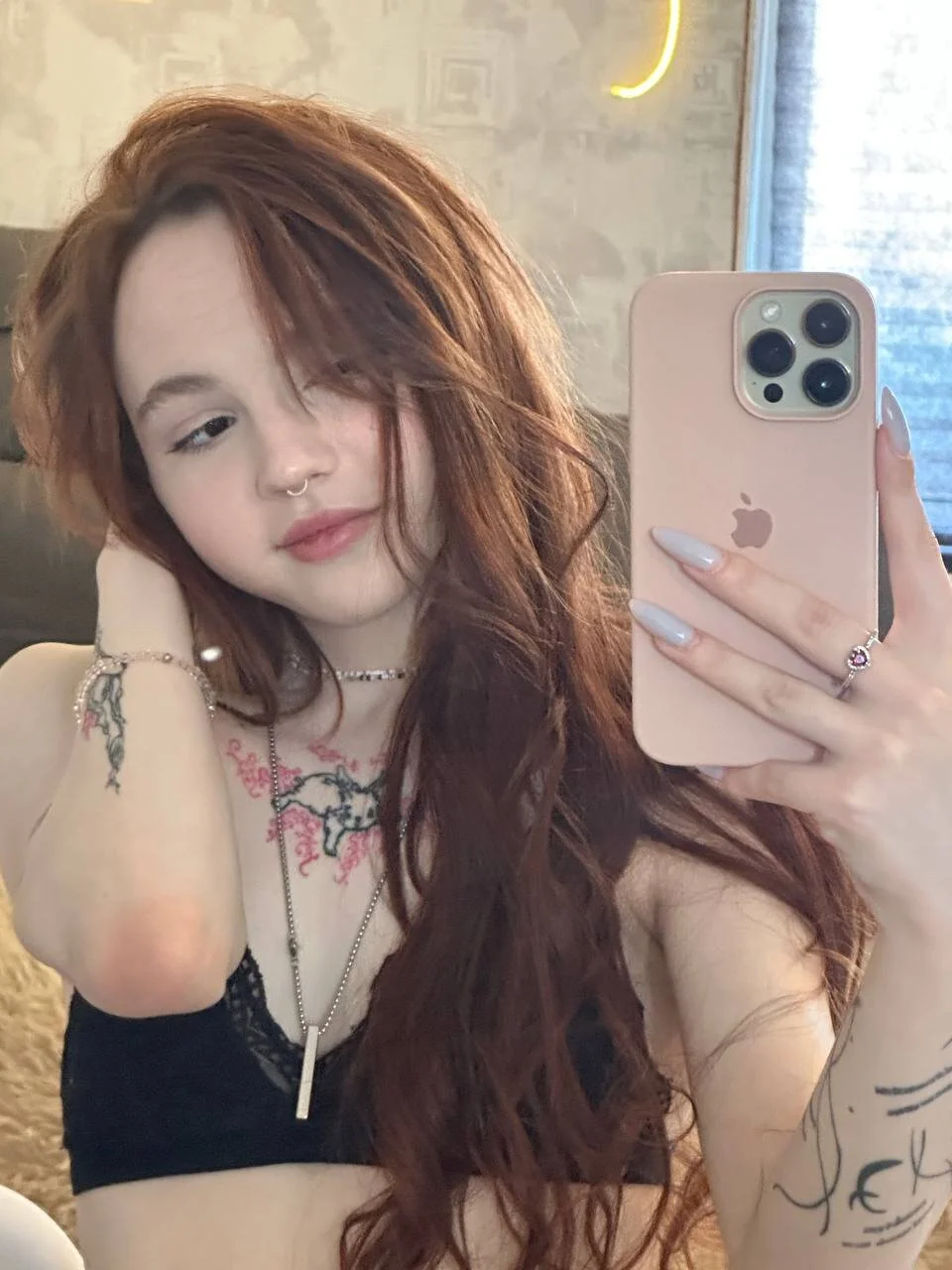 XXX Porn Photo of Nude Lusy_PickMe 46