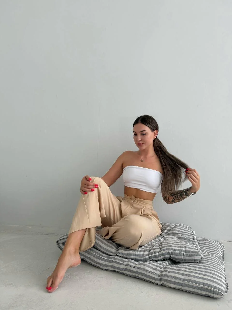 XXX Porn Photo of Nude Hollara_Bangg 58