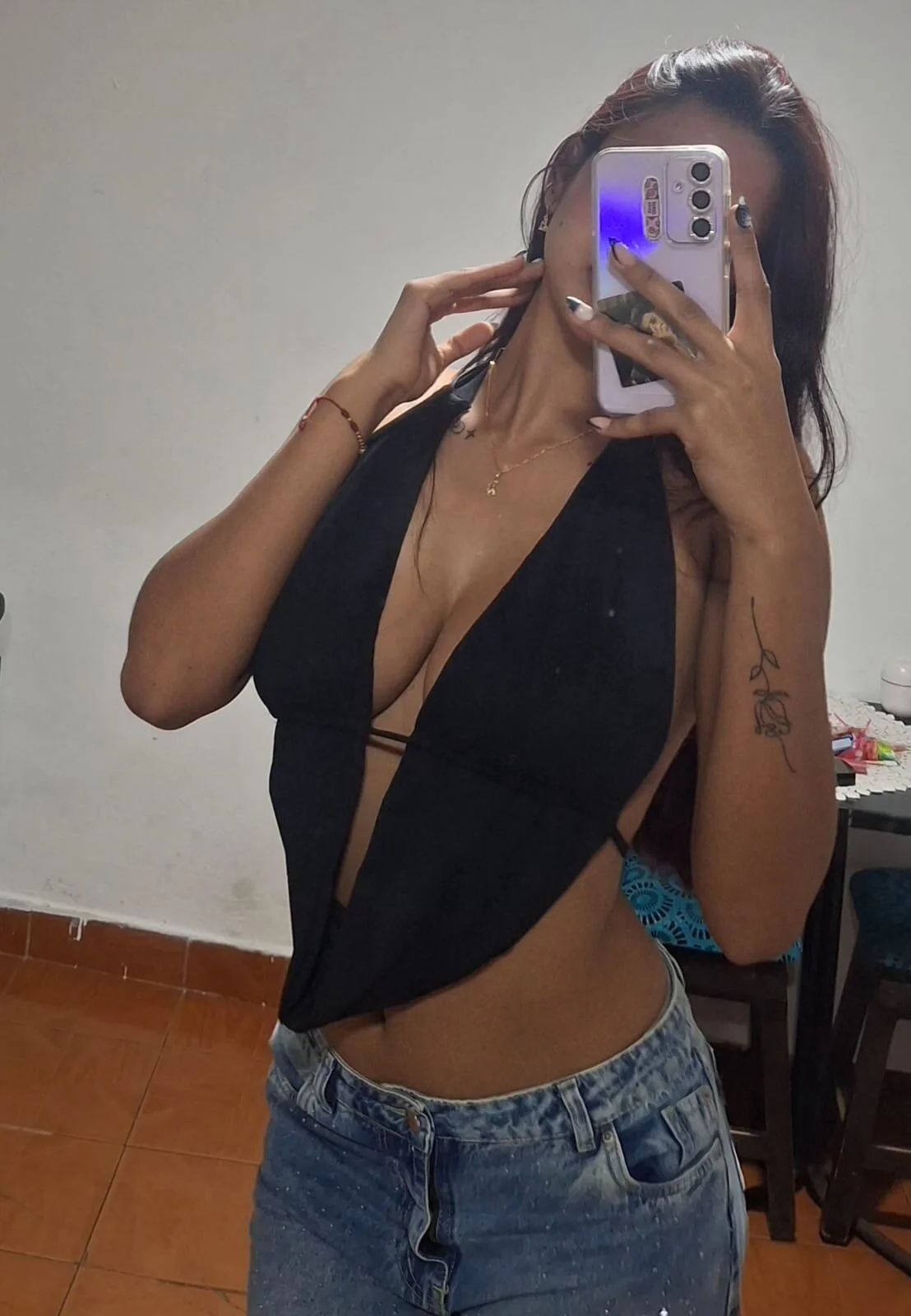 XXX Porn Photo of Nude carolaine_adams 8