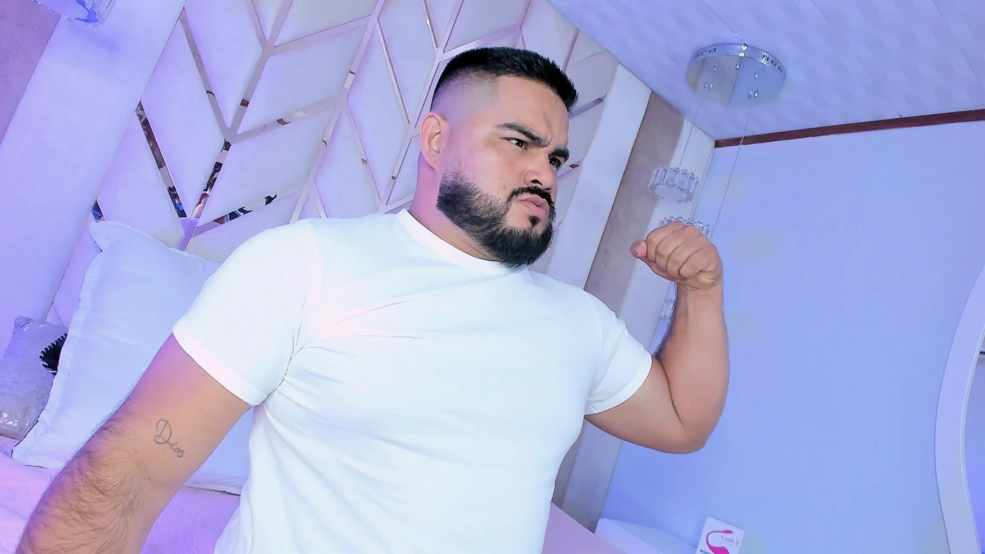 XXX Porn Photo of Nude MichaelBear_ 147