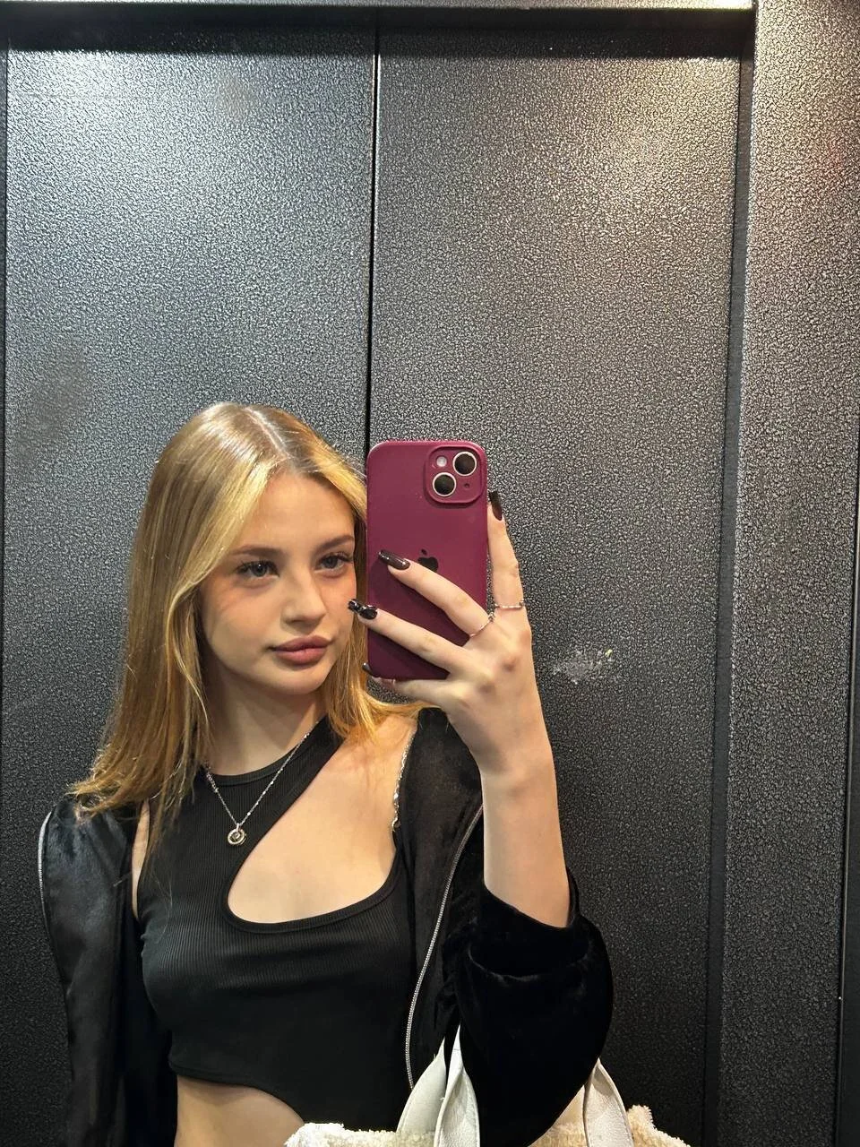 XXX Porn Photo of Nude Betty_Blamee 3