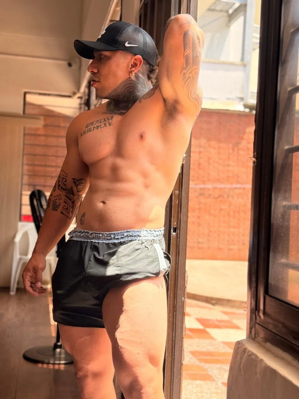 XXX Porn Photo of Nude King-magic 13