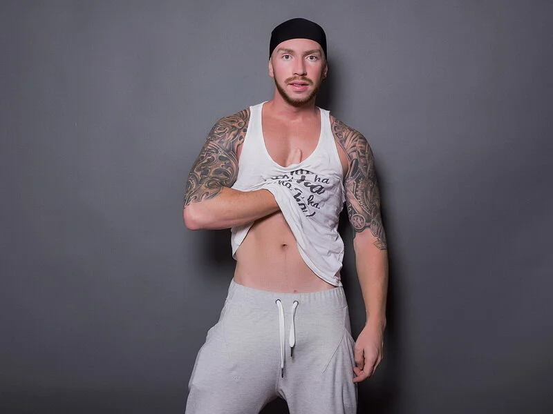XXX Porn Photo of Nude AronGrant 8