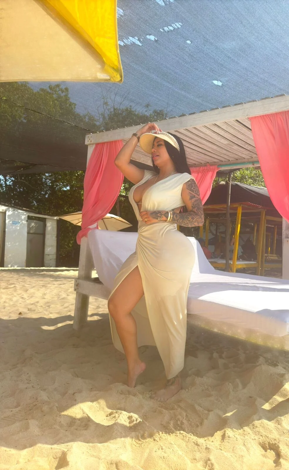XXX Porn Photo of Nude kiim_taaylor 69