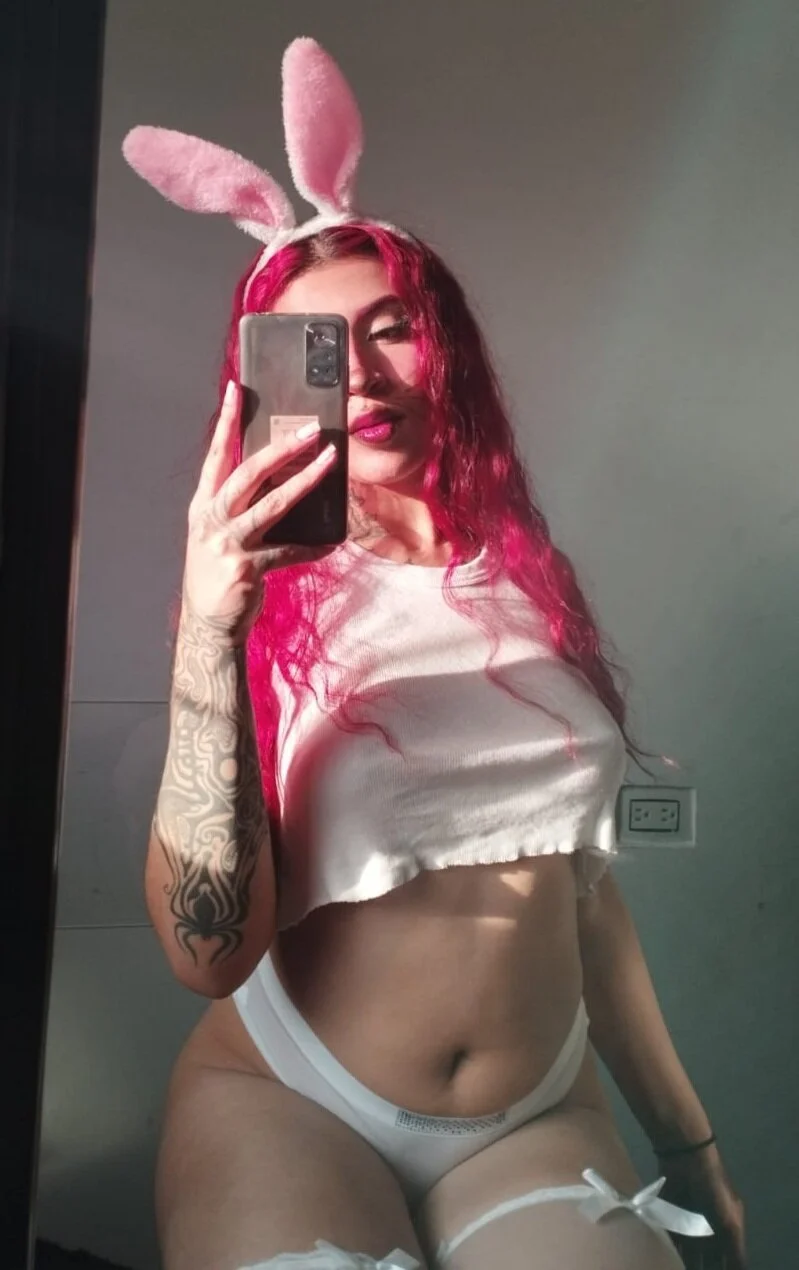 XXX Porn Photo of Nude gabii_hardy 15