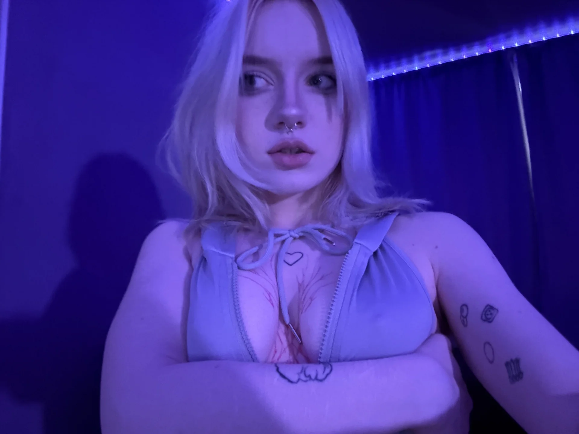 XXX Porn Photo of Nude godlikegirlyy 29