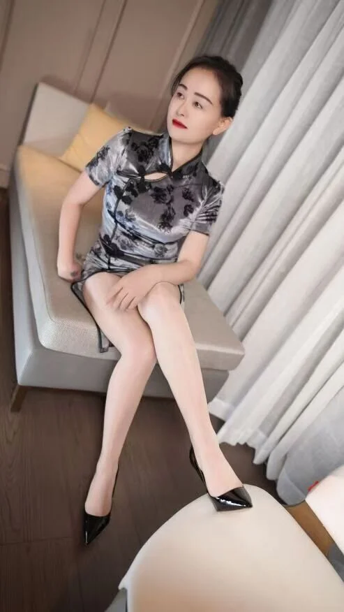 XXX Porn Photo of Nude tongfy 4