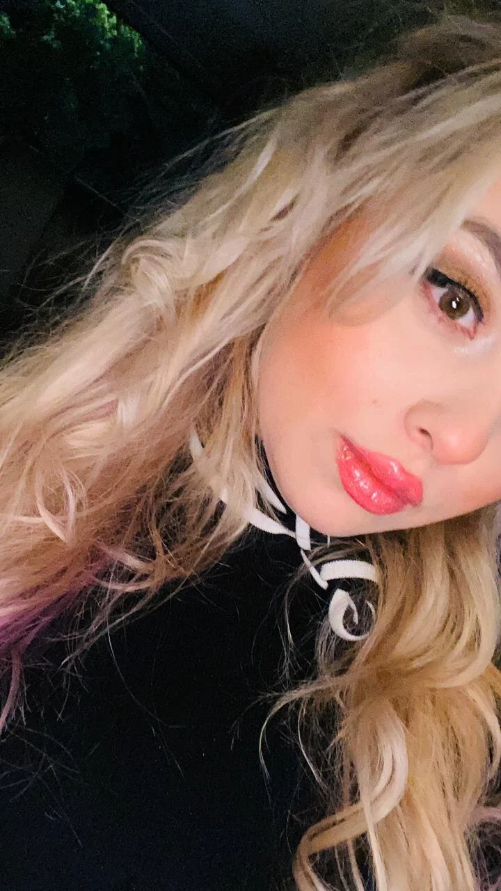 XXX Porn Photo of Nude Alirawrz 69