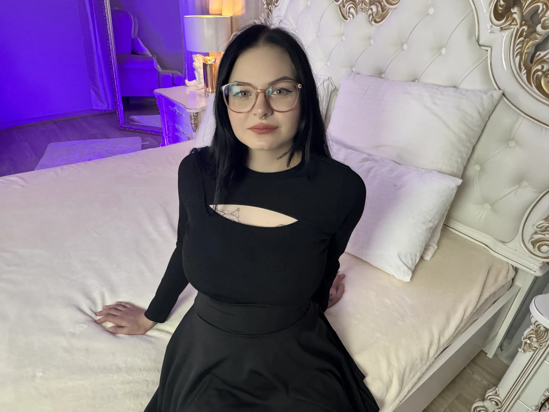 XXX Porn Photo of Nude CindyMil 1