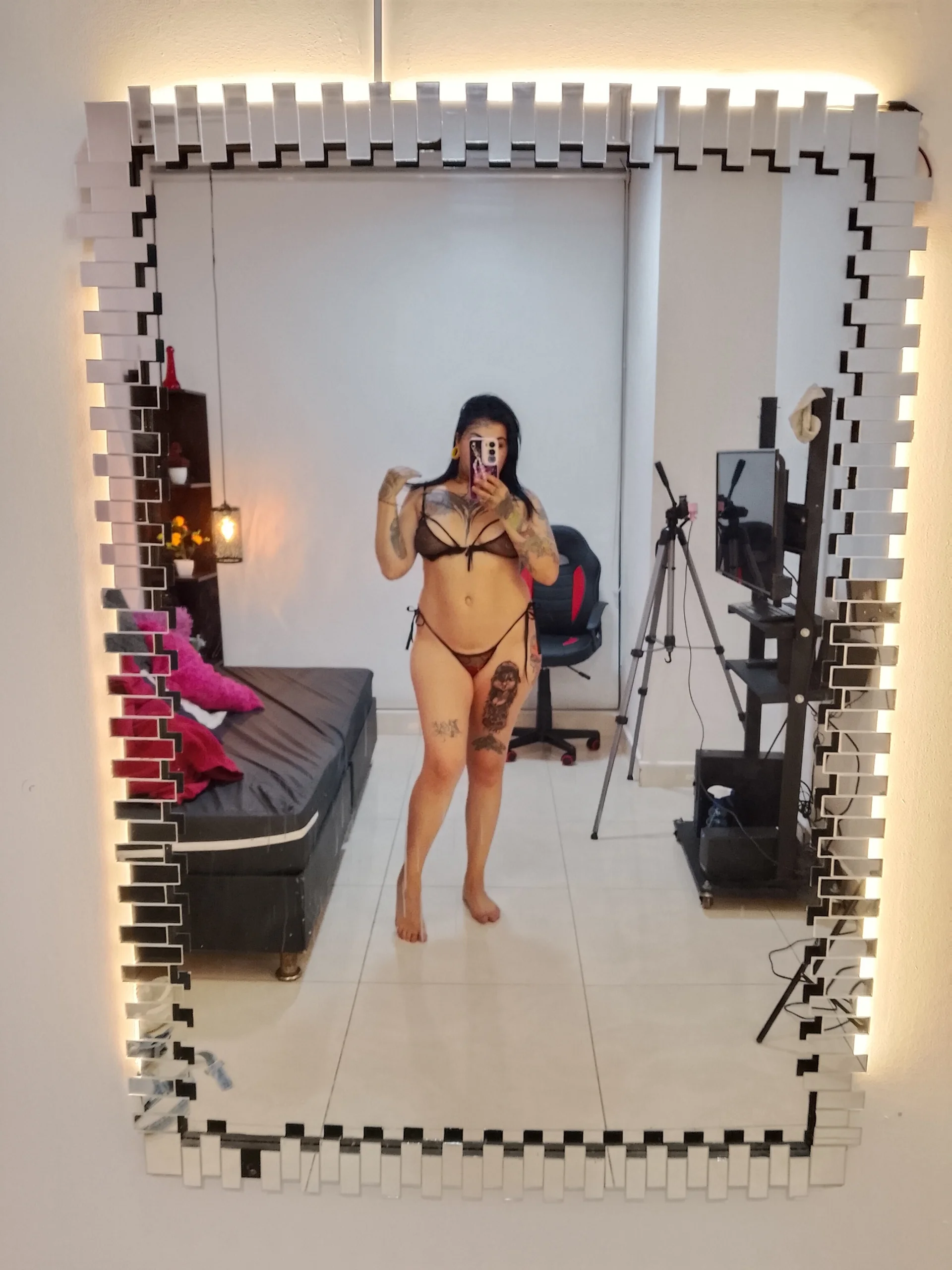 XXX Porn Photo of Nude luci_fer2311 5
