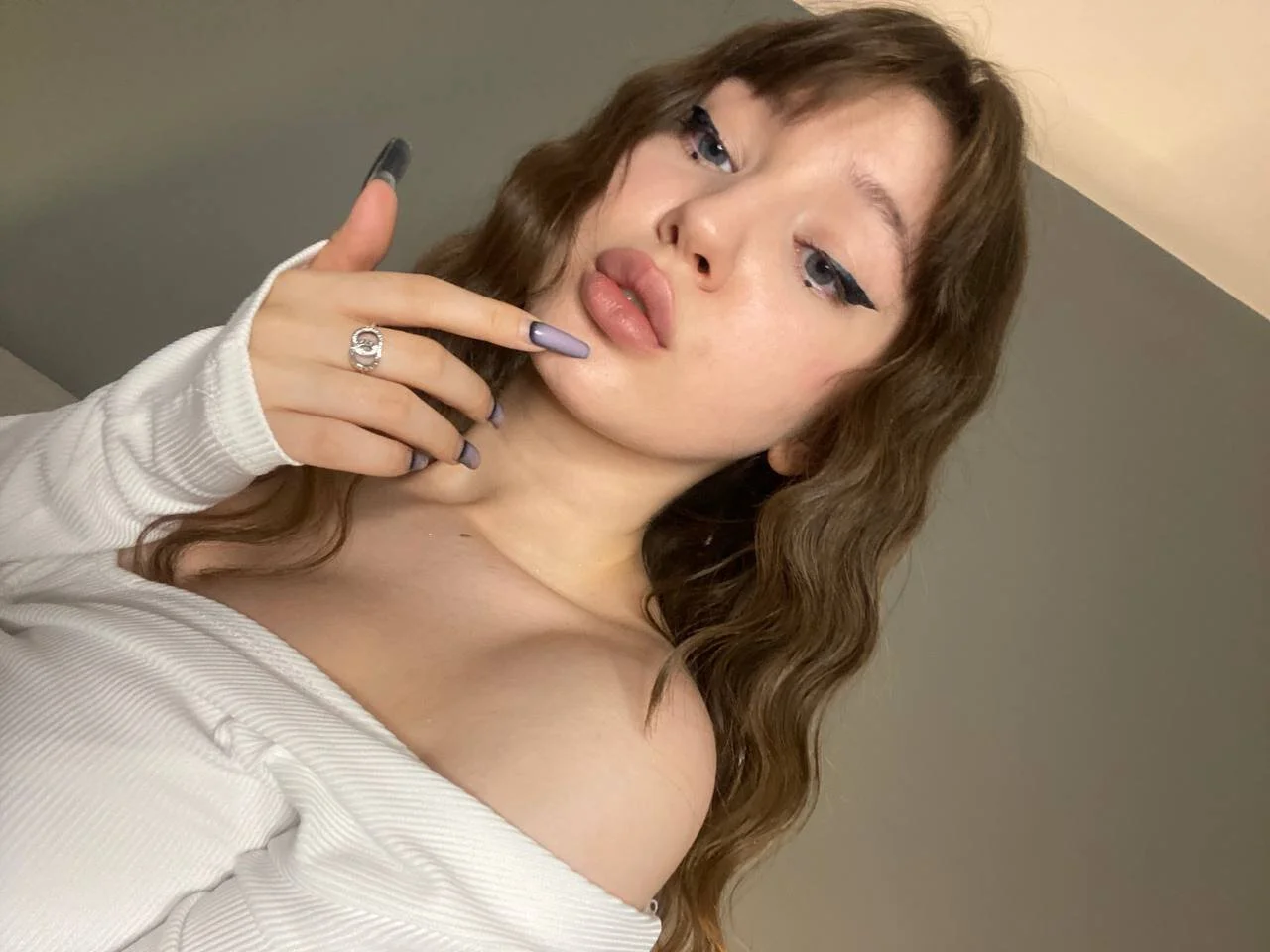 XXX Porn Photo of Nude bonnyfloweer 15