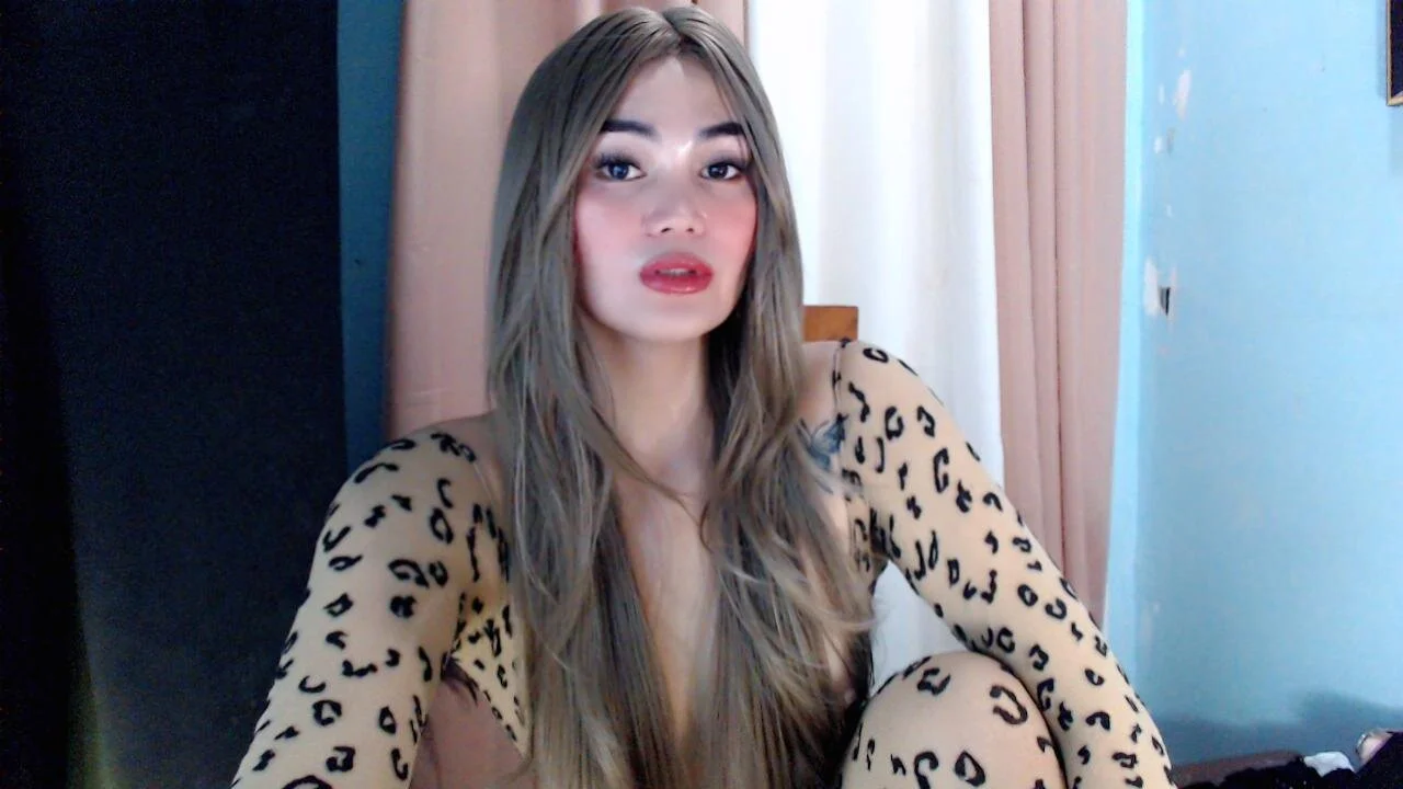 Felicity_lux