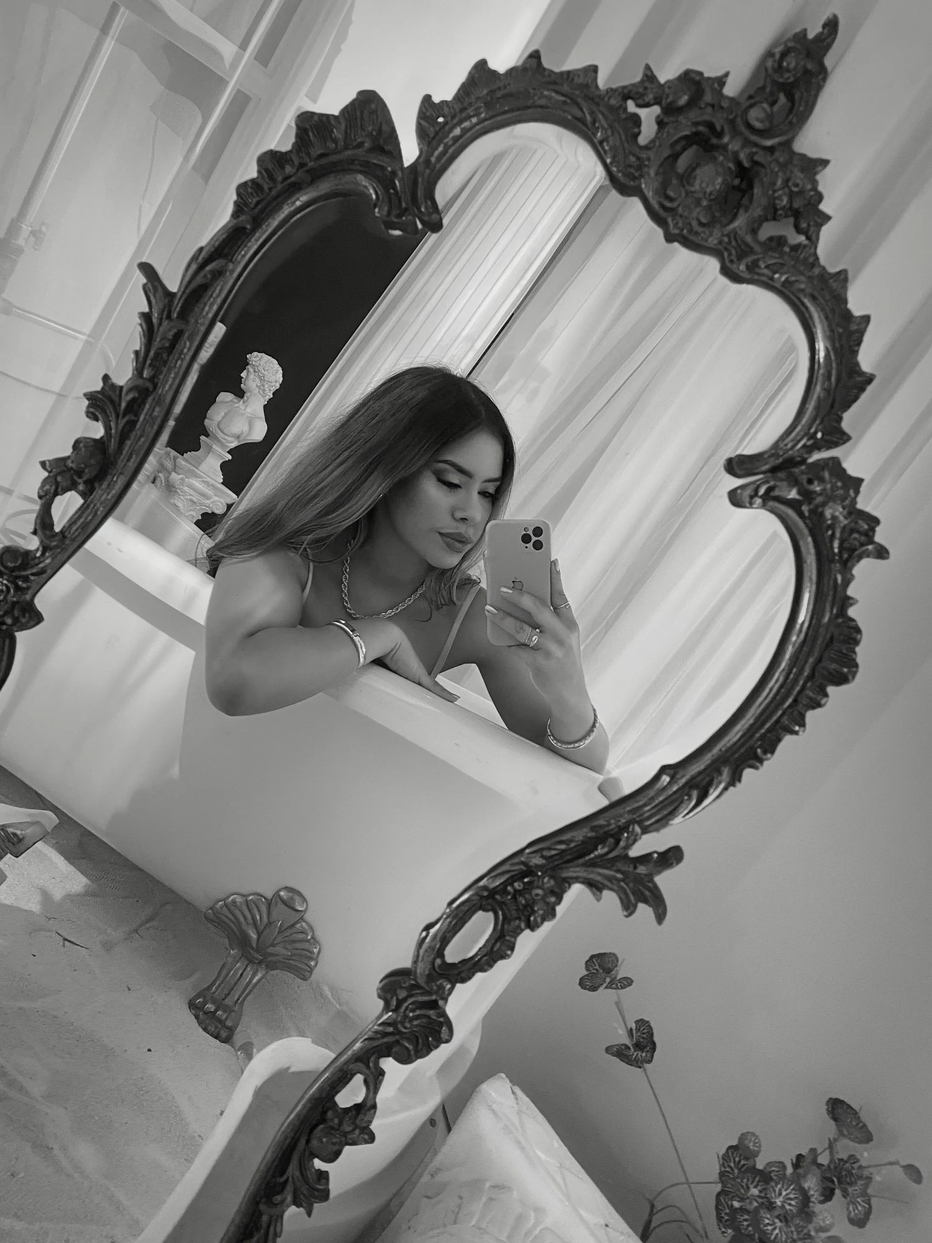 XXX Porn Photo of Nude emma-conti2 51