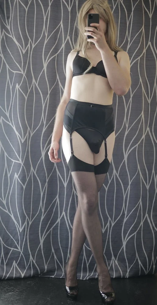 Sissycdxenia