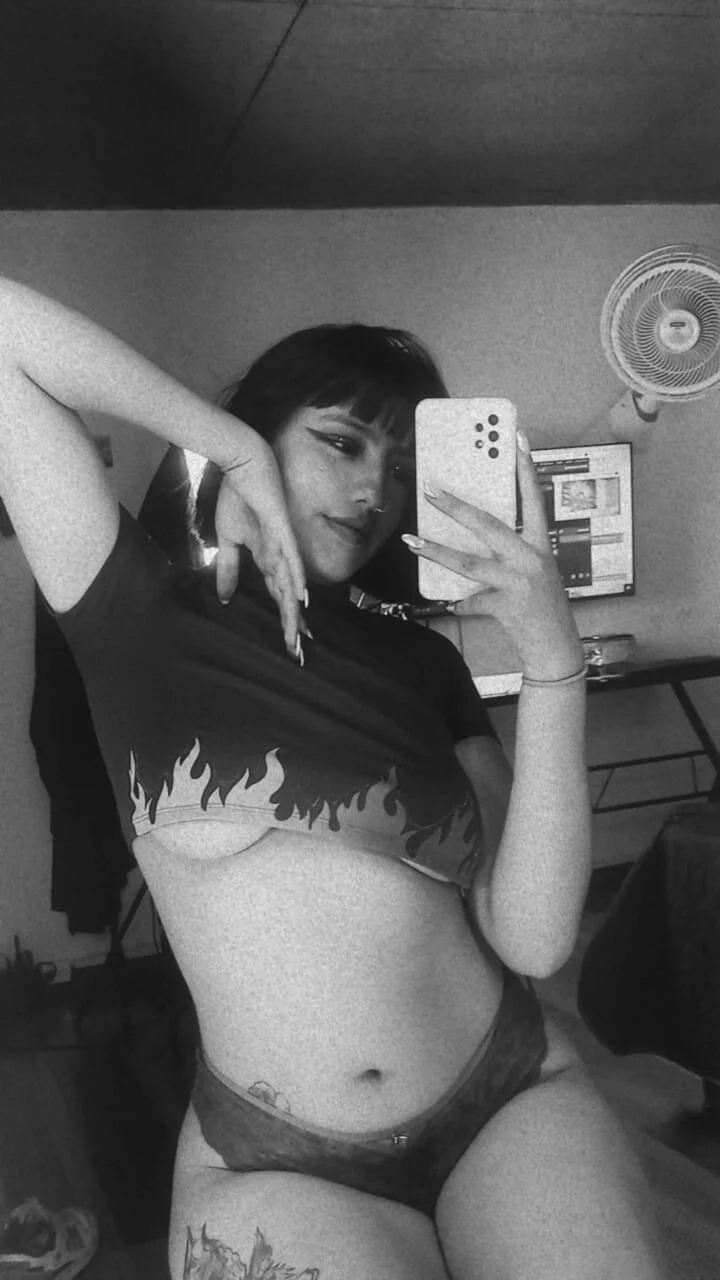 XXX Porn Photo of Nude cute_hollywood 17