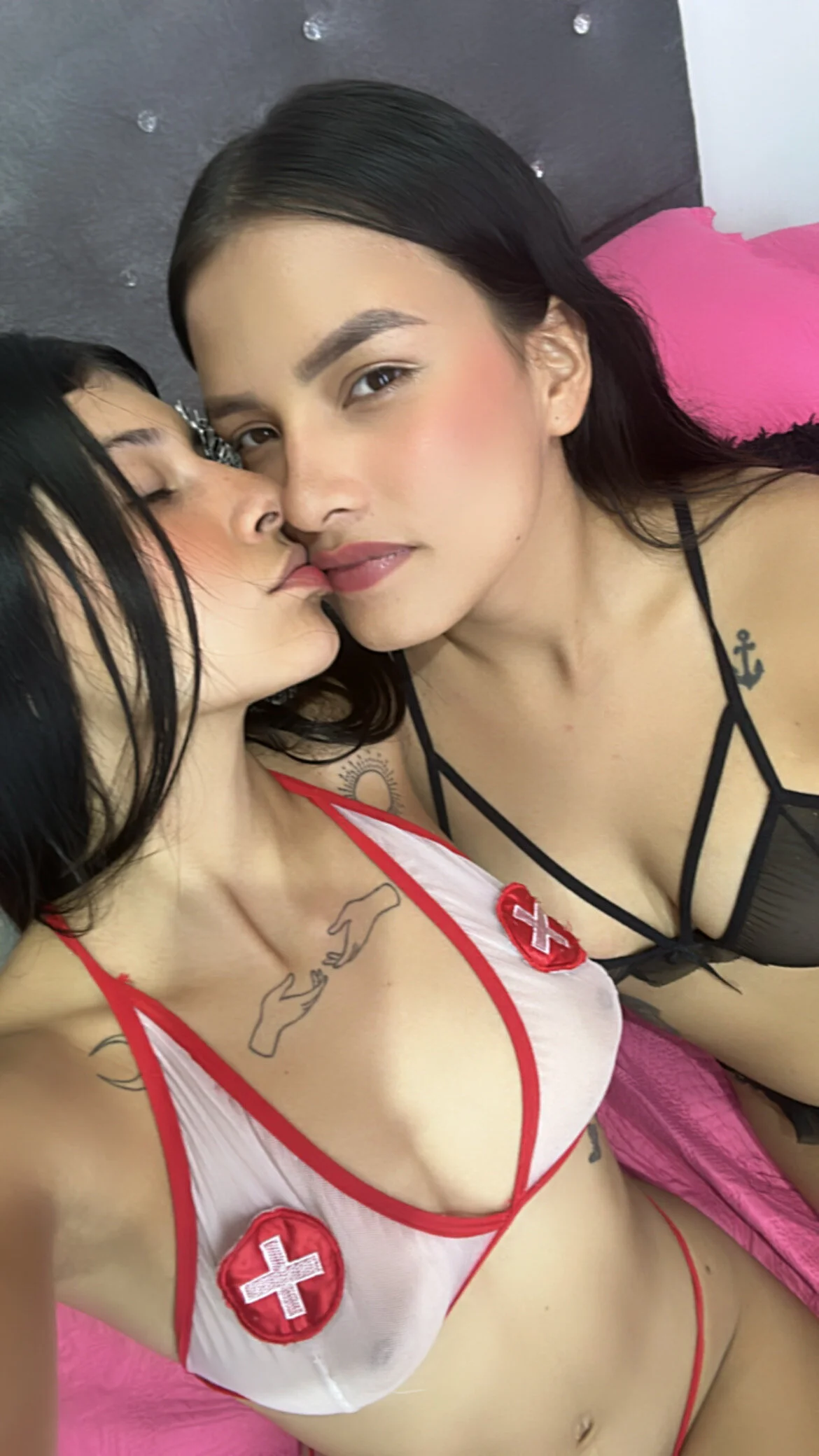 XXX Porn Photo of Nude Lesbiianbarbiie 6