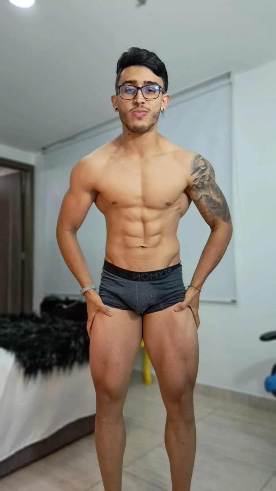 XXX Porn Photo of Nude Liam_Kleiin 11