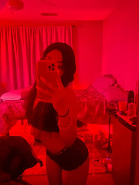 XXX Porn Photo of Nude lifeoftt_19xx 215