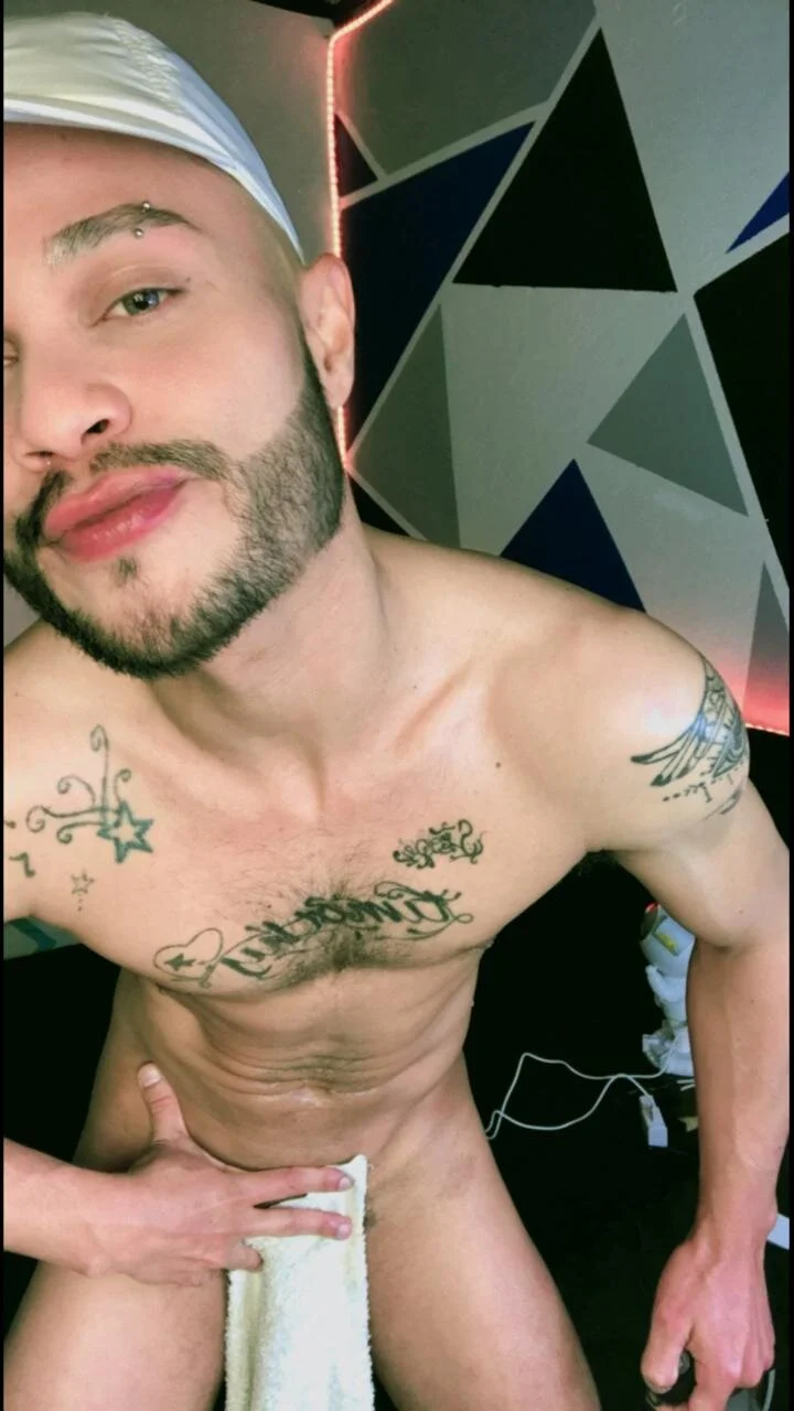 XXX Porn Photo of Nude Sebastian_lugo 5