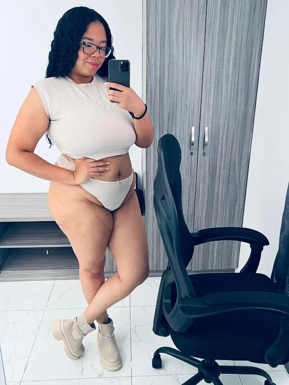 XXX Porn Photo of Nude XMara 4