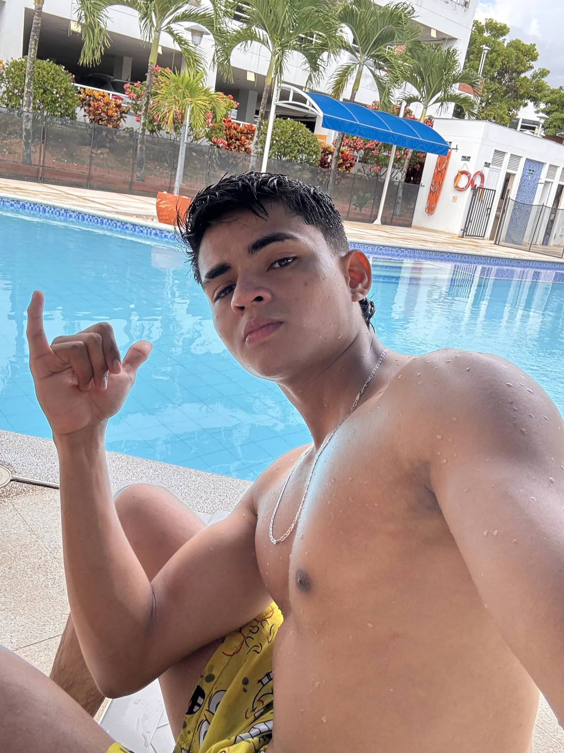 XXX Porn Photo of Nude sexyboy-sebas 6
