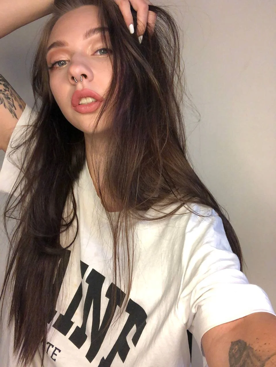 XXX Porn Photo of Nude _urbestie_ 5