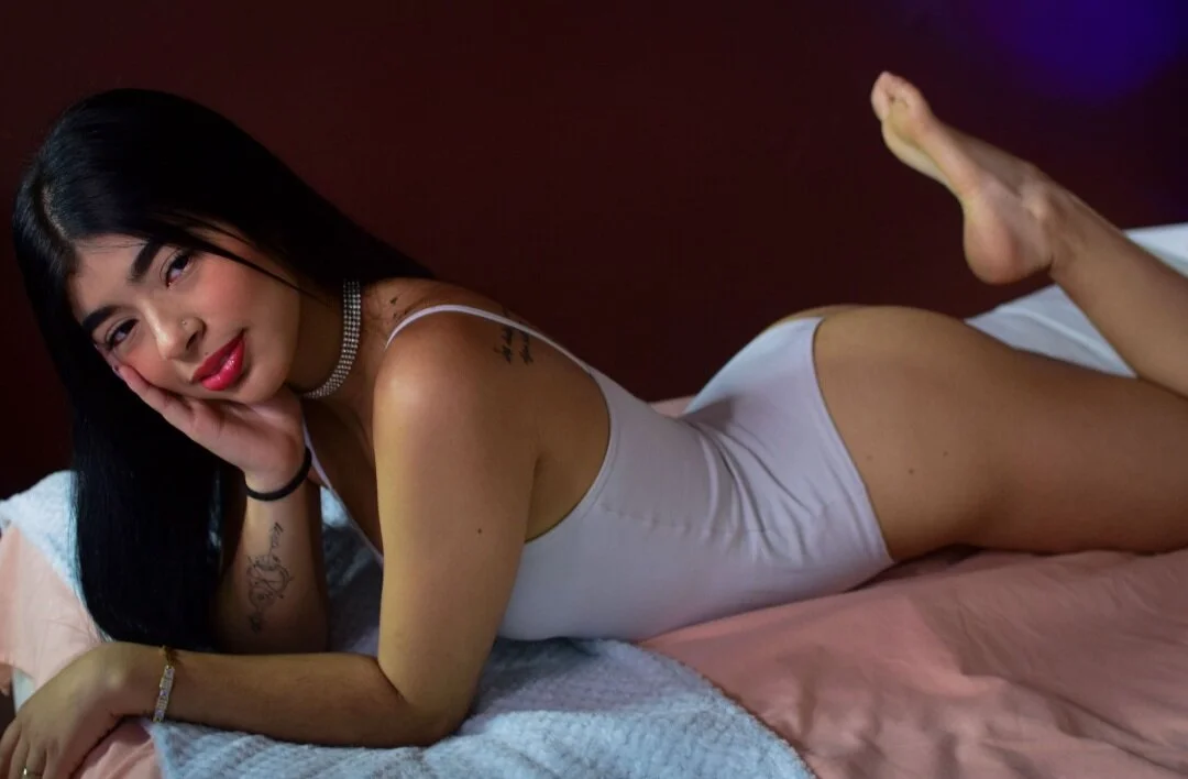 XXX Porn Photo of Nude Miaa_murphyy 2