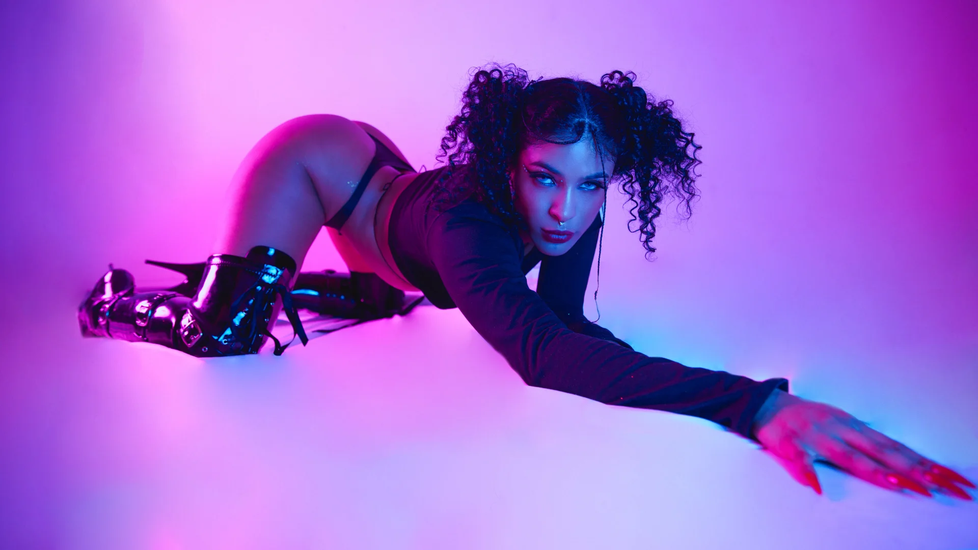 VioletXia_