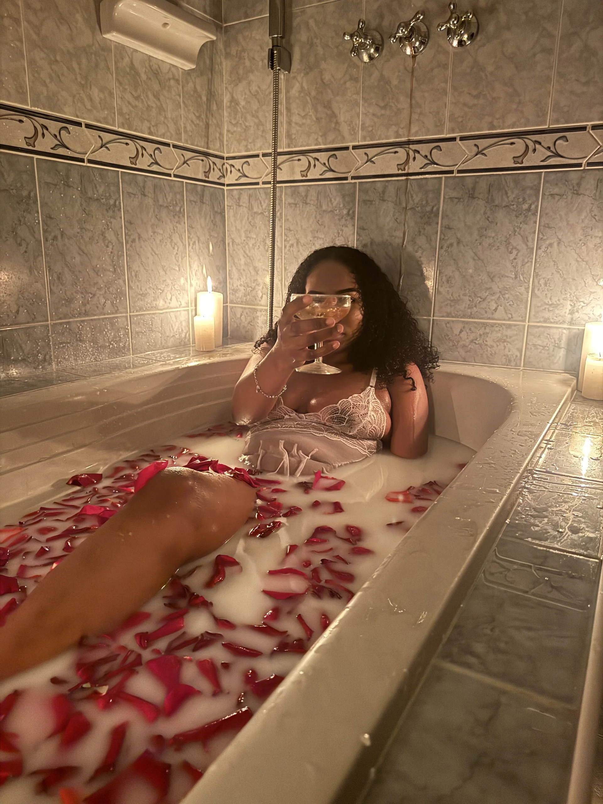 XXX Porn Photo of Nude TAYRA_CASTLE 3