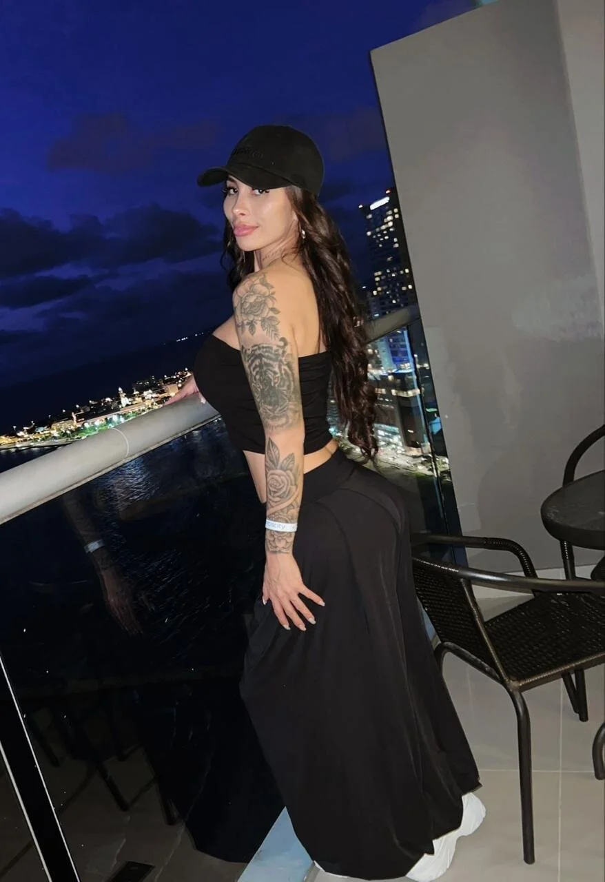 XXX Porn Photo of Nude Sarah_Stone_ 3
