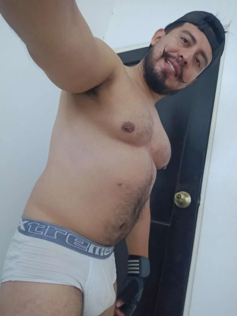 XXX Porn Photo of Nude KalethBigDick 368