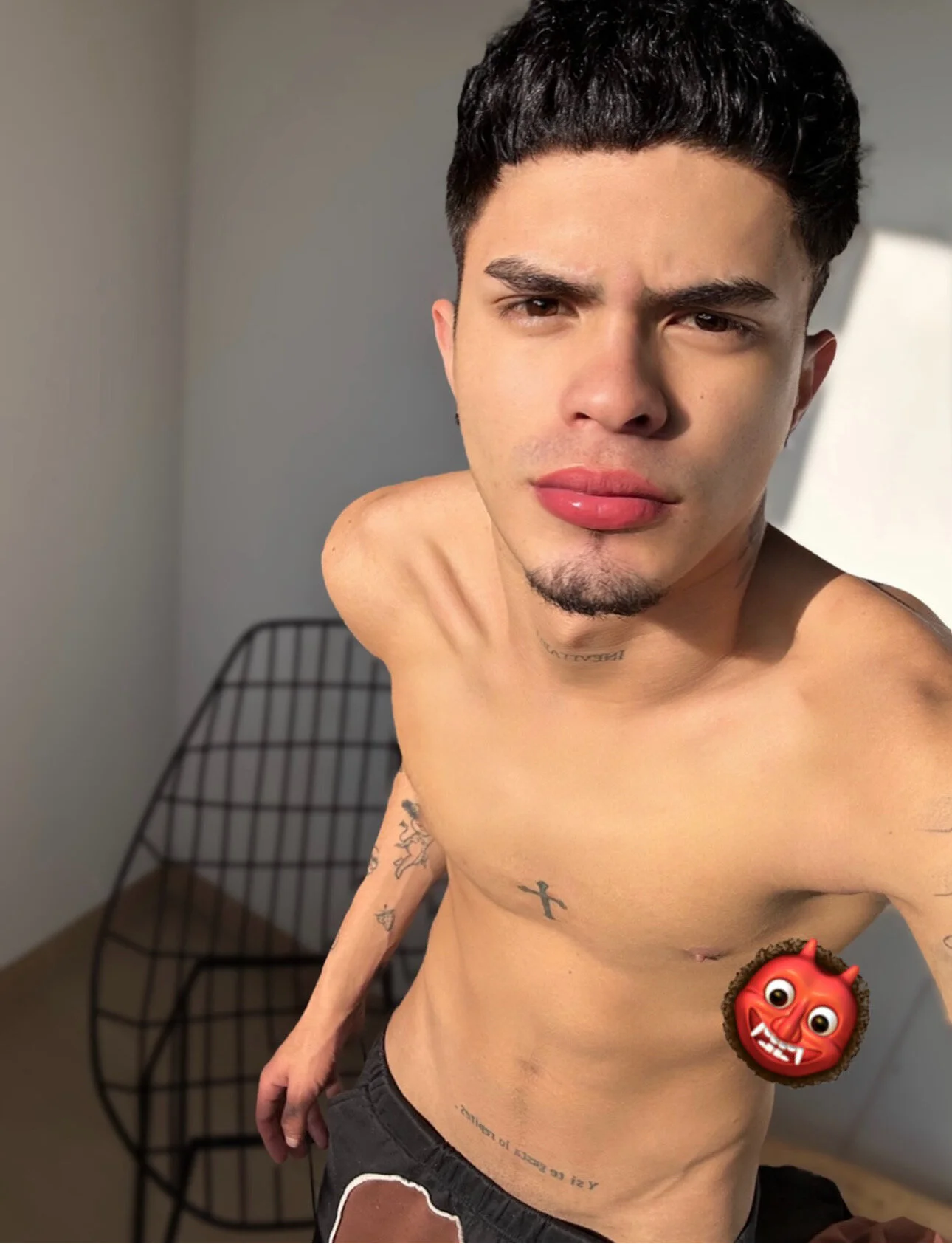 XXX Porn Photo of Nude huge_Santiago 43