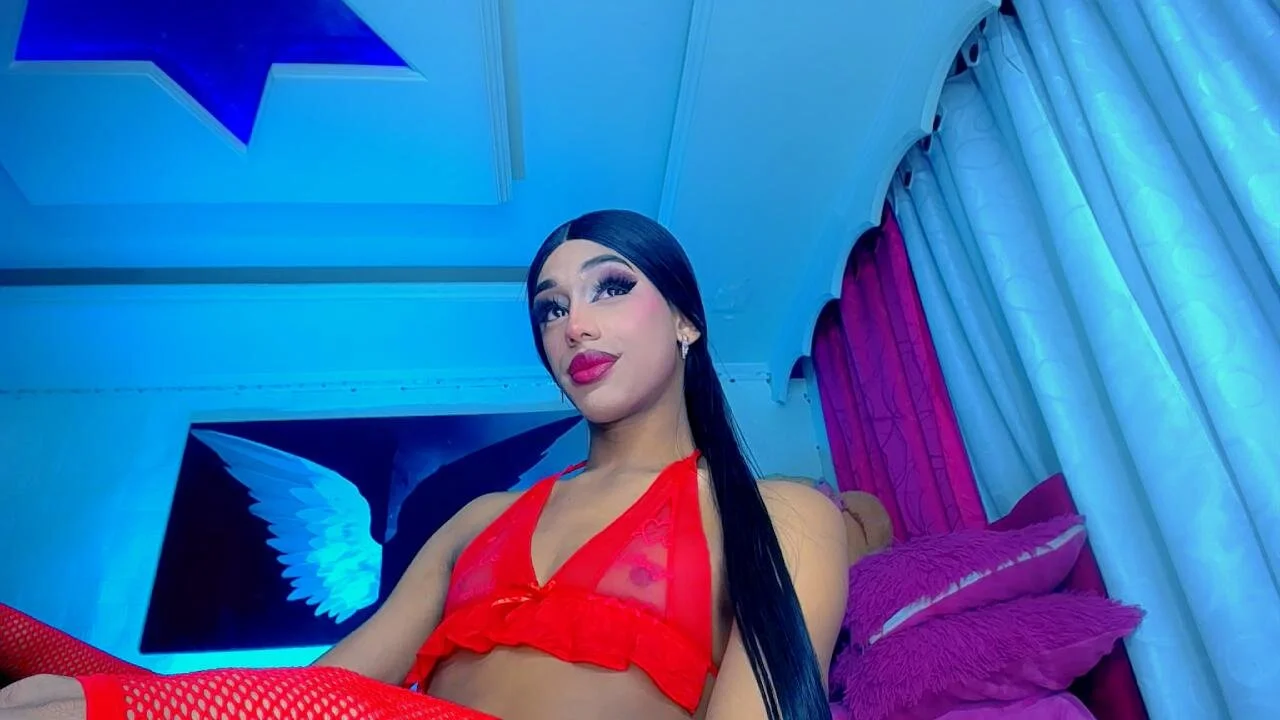 XXX Porn Photo of Nude NahomiCamper 86