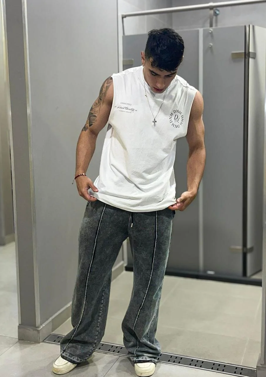 XXX Porn Photo of Nude joseph_boy 6
