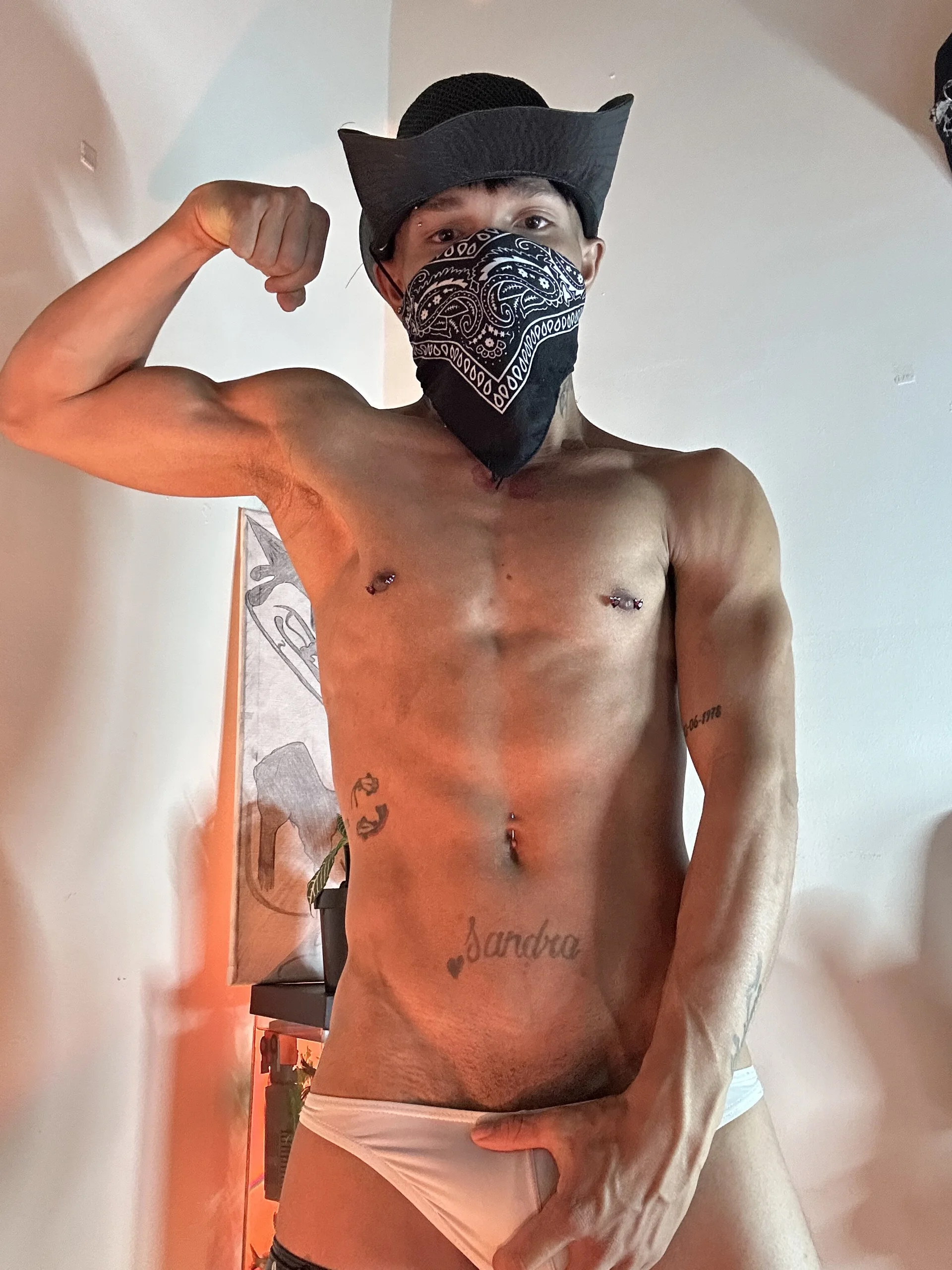 XXX Porn Photo of Nude CRAZY-BOY99 80