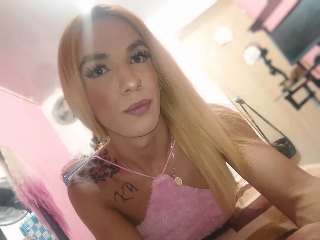 XXX Porn Photo of Nude licy_blonde_hot 3