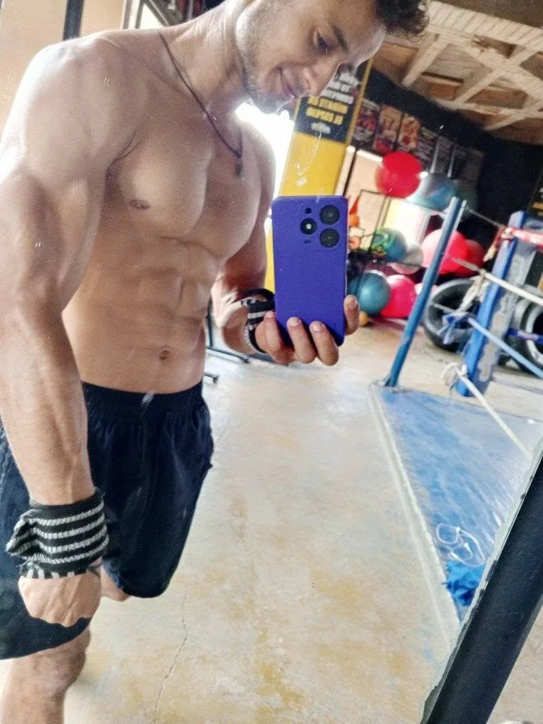 XXX Porn Photo of Nude Adonys_Lewis_ 2
