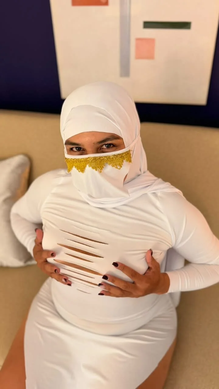 XXX Porn Photo of Nude zalma_arab 4