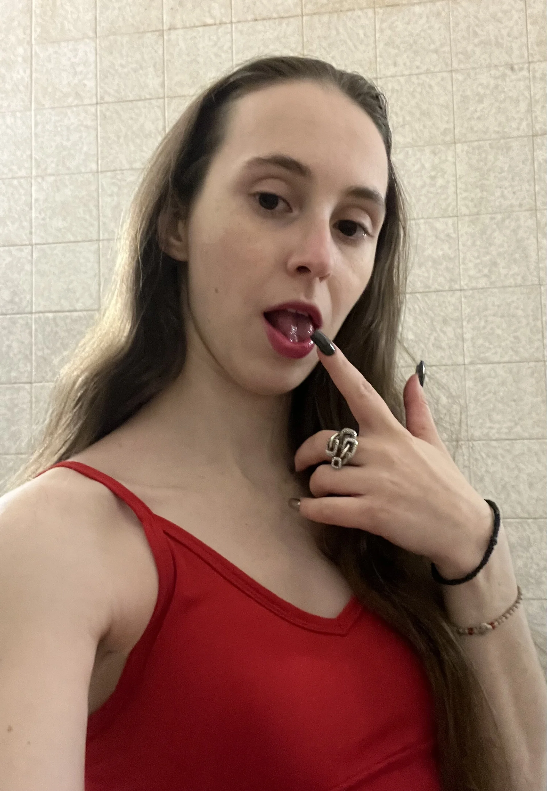 XXX Porn Photo of Nude MartiniiSelenna 600