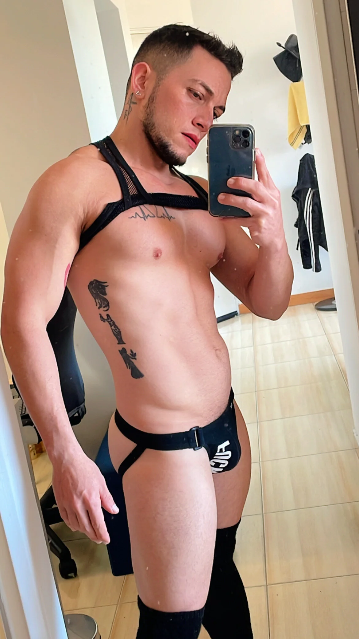 XXX Porn Photo of Nude Angel_bran 19