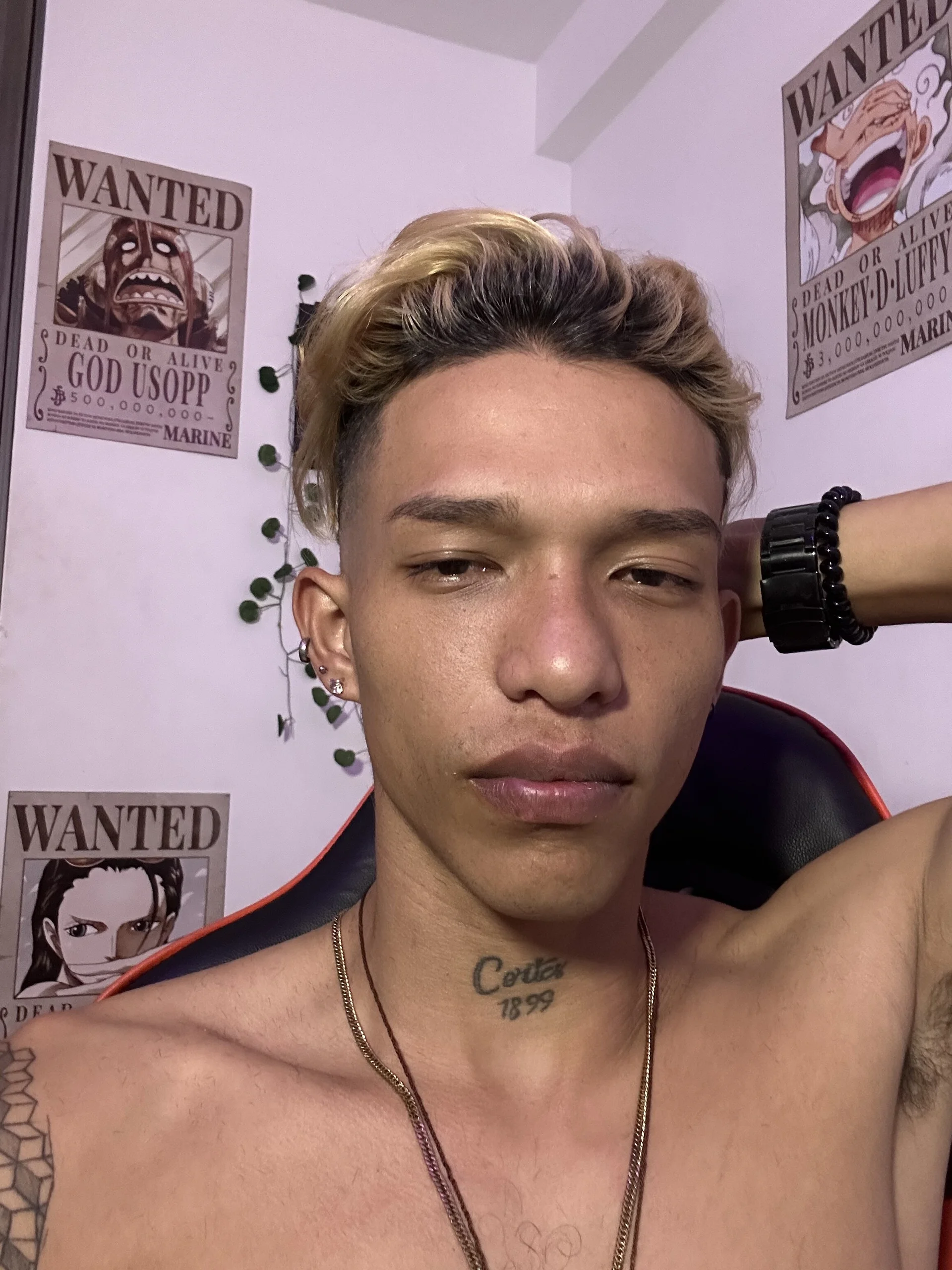XXX Porn Photo of Nude TommyGun_22 2