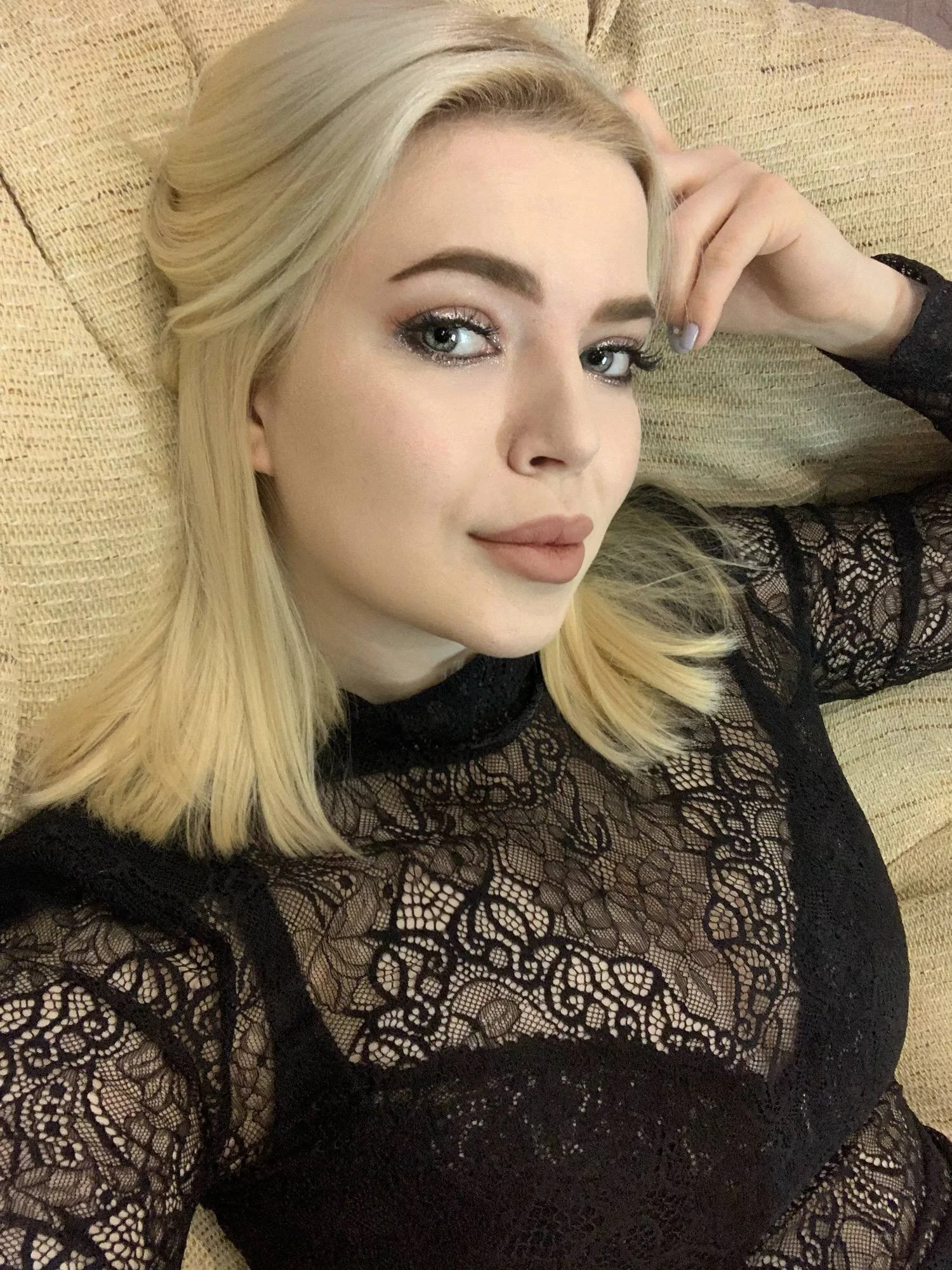 XXX Porn Photo of Nude lovly_bambi 6