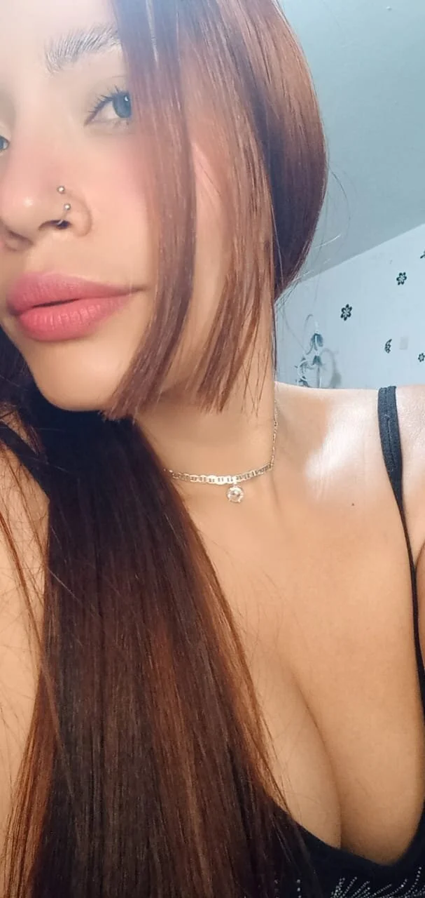 XXX Porn Photo of Nude Ema_hot_01 22